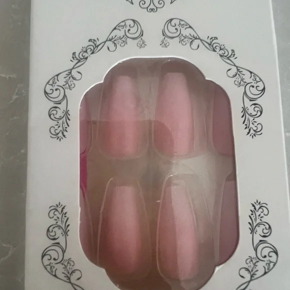 Light Pink Ballet Medium Press-On Nails 24 pieces  New - Picture 2 of 3